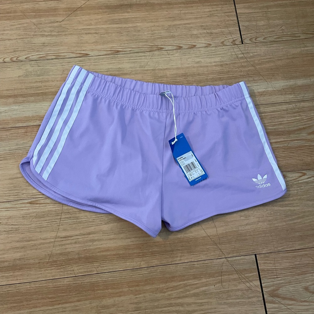 Adidas Women’s M Shorts